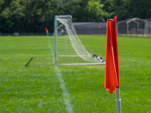 还需在瞬息 还需在瞬息